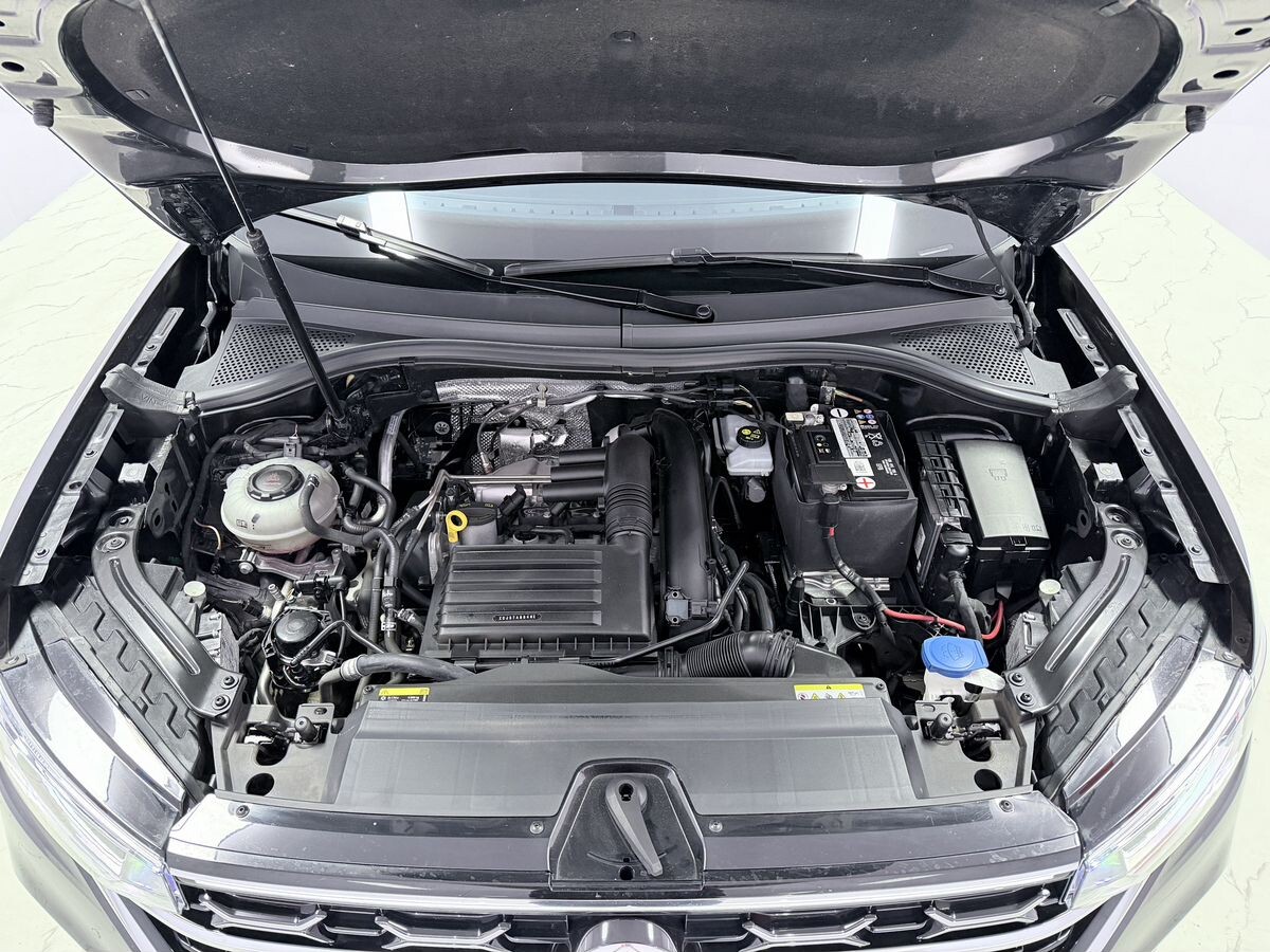 Volkswagen Tayron 2022 - фото автомобиля