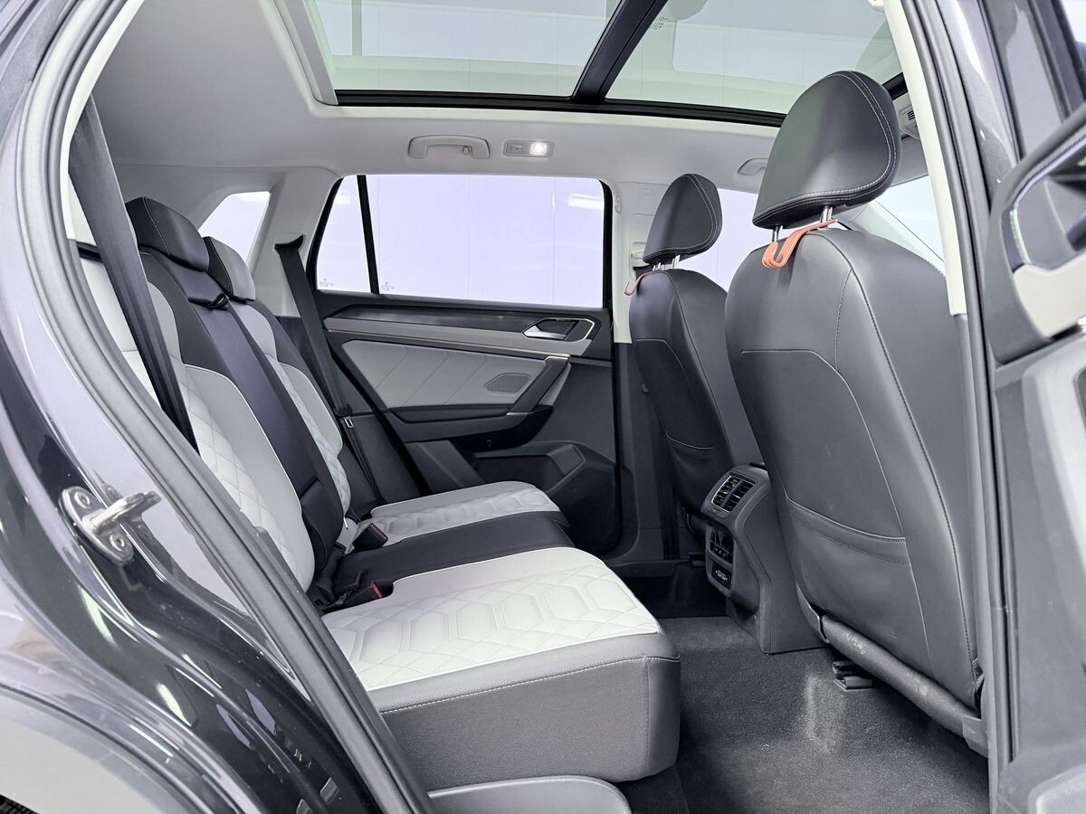 Volkswagen Tayron 2022 - фото автомобиля