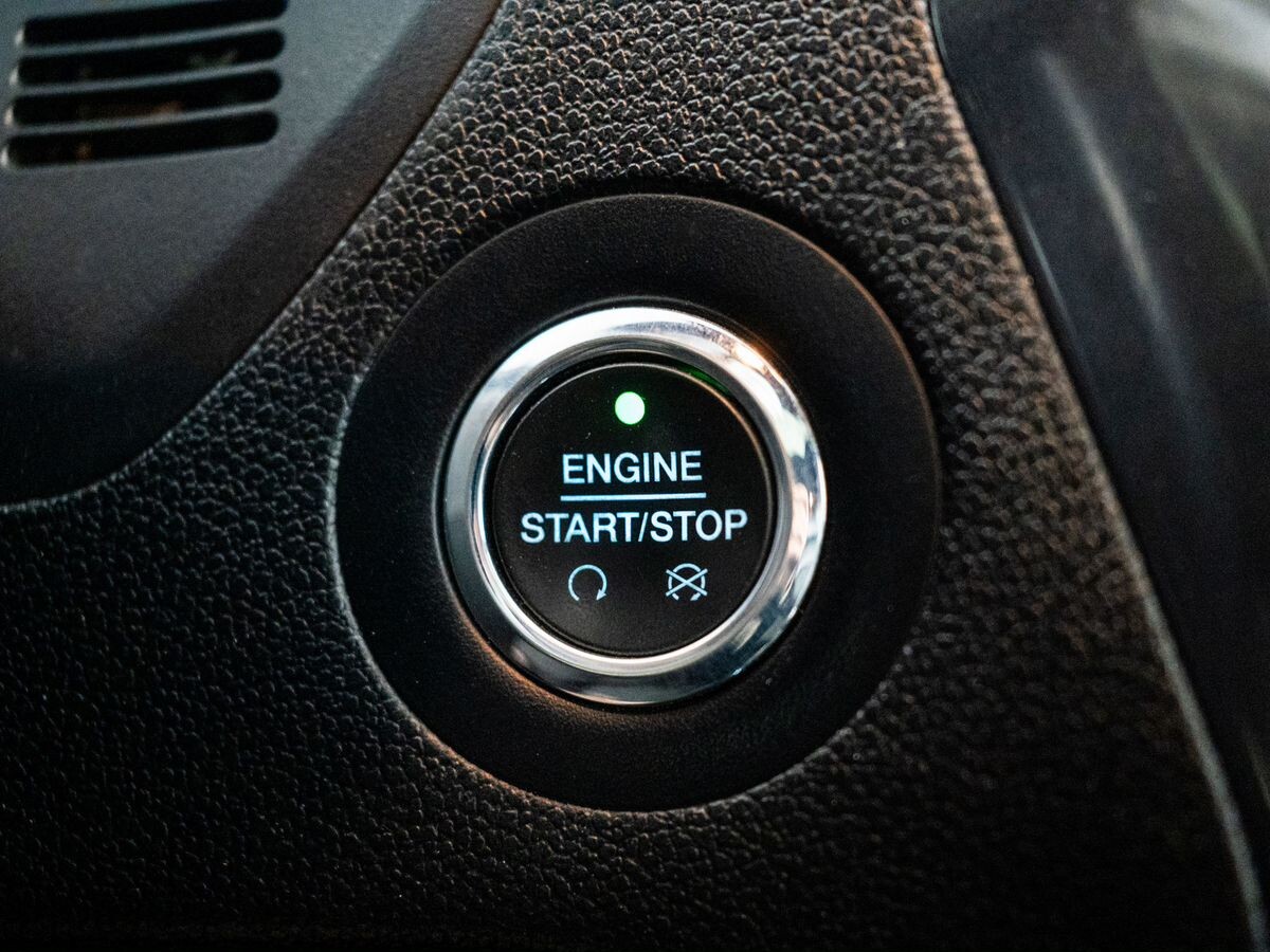 Ford Explorer 2017 - фото автомобиля