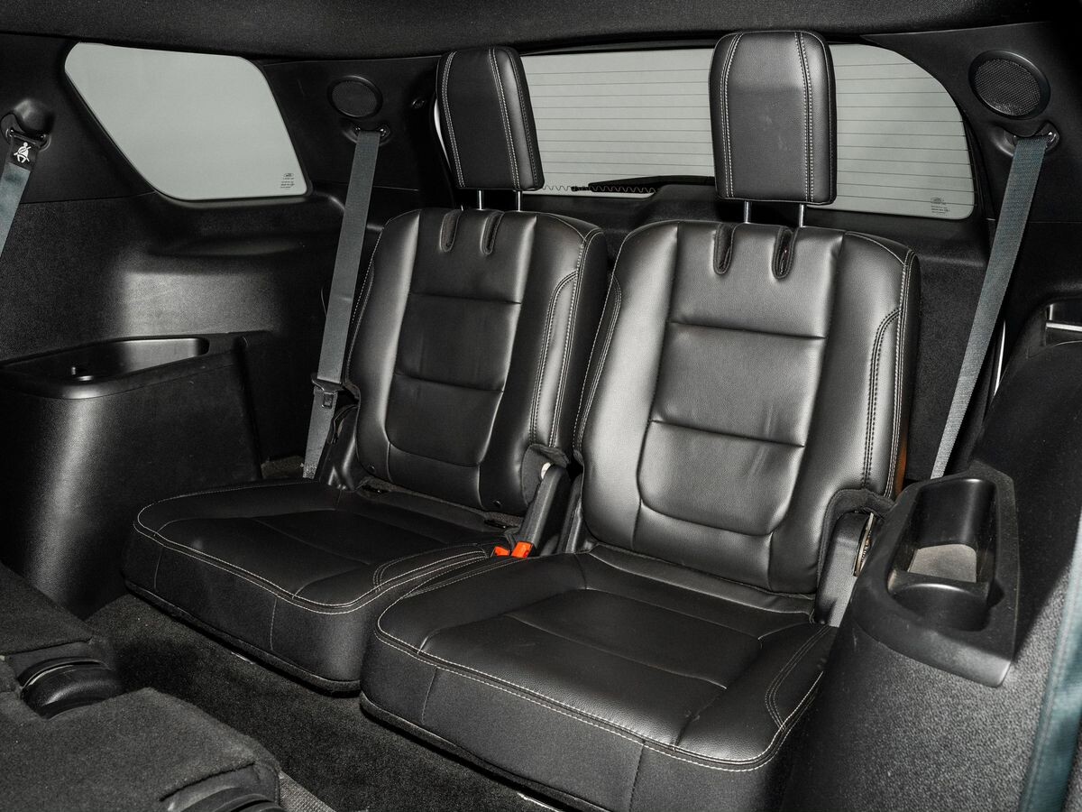 Ford Explorer 2017 - фото автомобиля