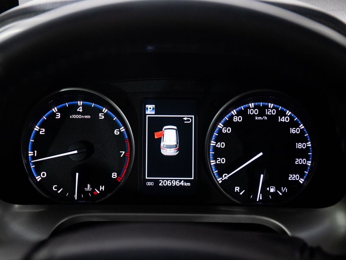 Toyota RAV4 2016 - фото автомобиля