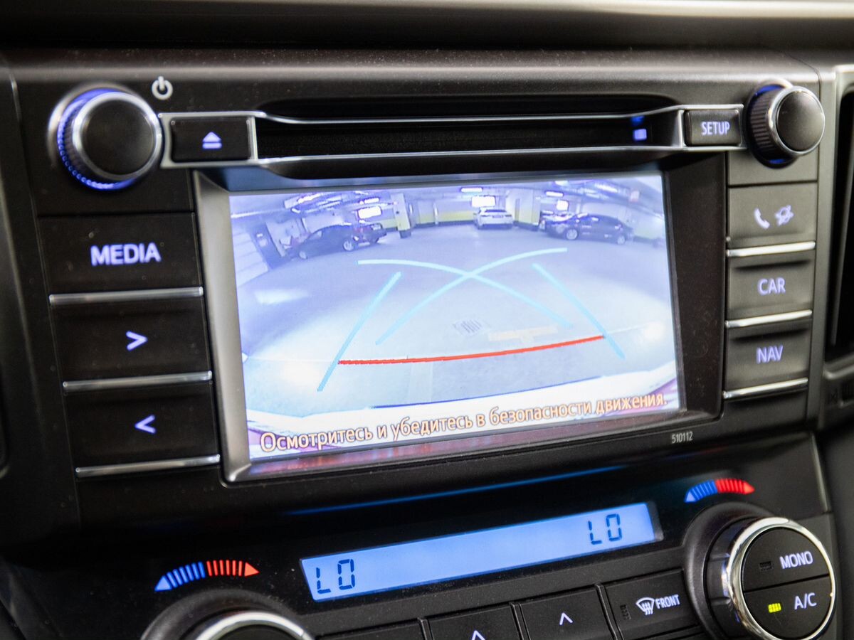 Toyota RAV4 2016 - фото автомобиля