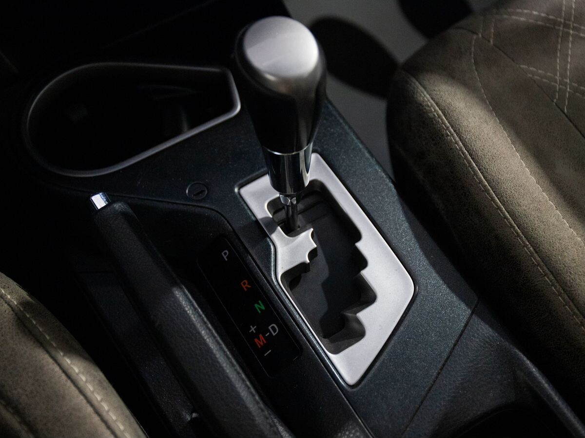 Toyota RAV4 2016 - фото автомобиля