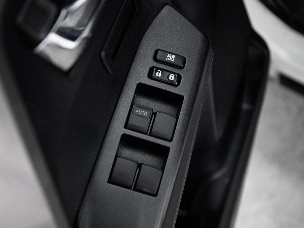 Toyota RAV4 2016 - фото автомобиля