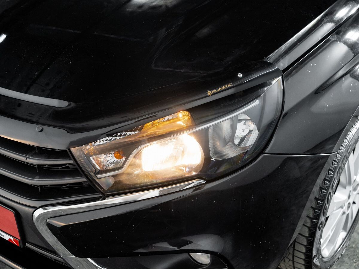 Лада Веста 2020 - фото автомобиля