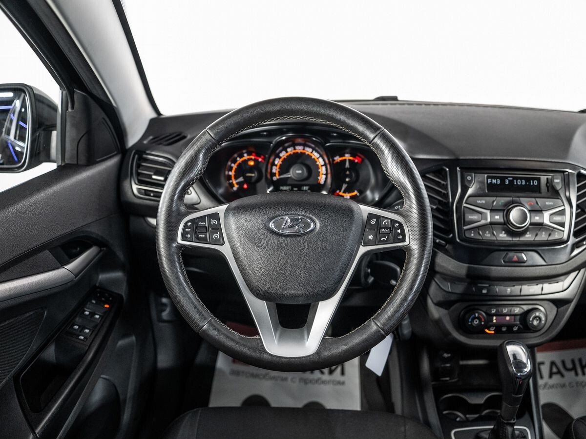 Лада Веста 2020 - фото автомобиля