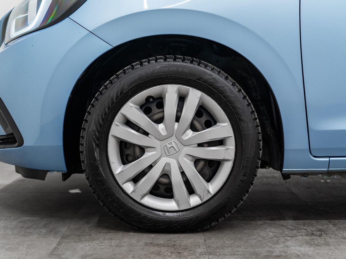 Honda Fit 2020 - фото автомобиля