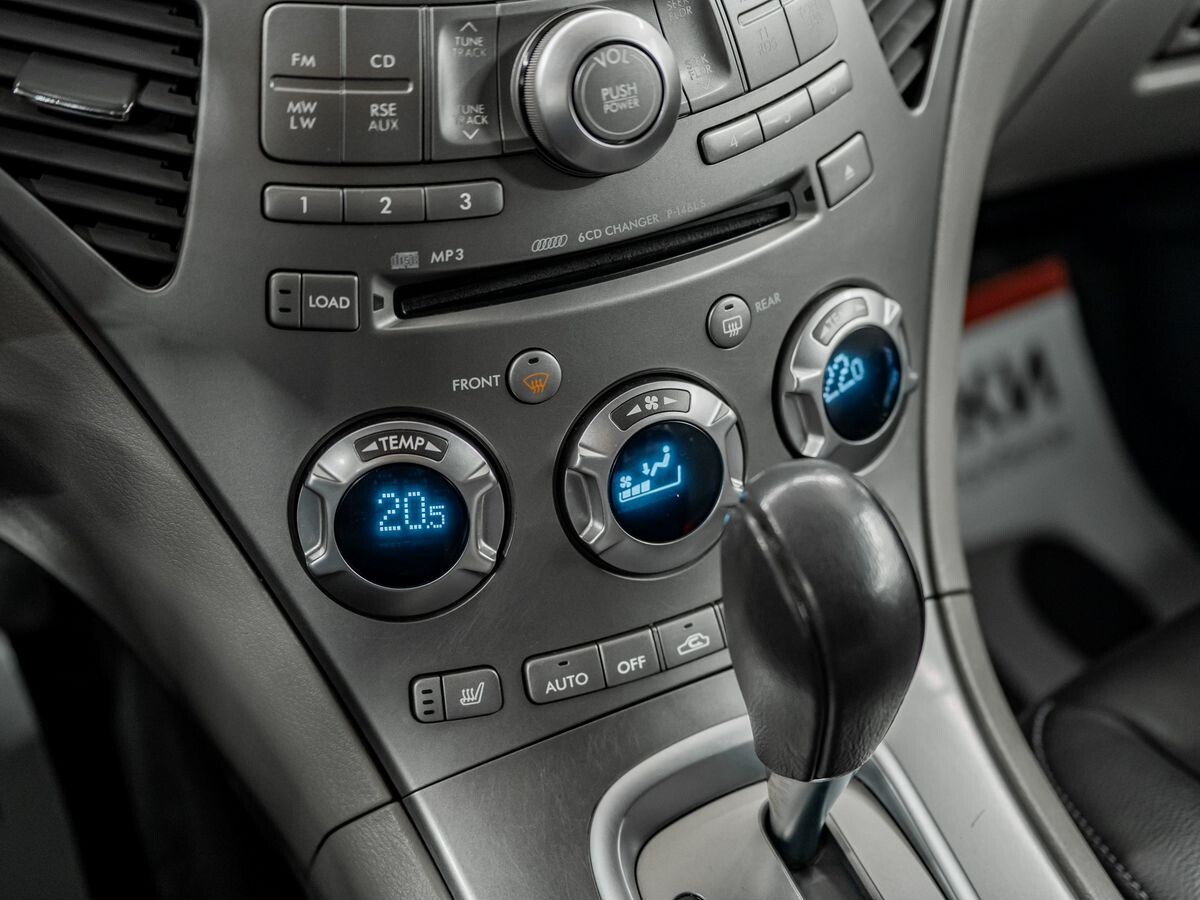 Subaru Tribeca 2011 - фото автомобиля