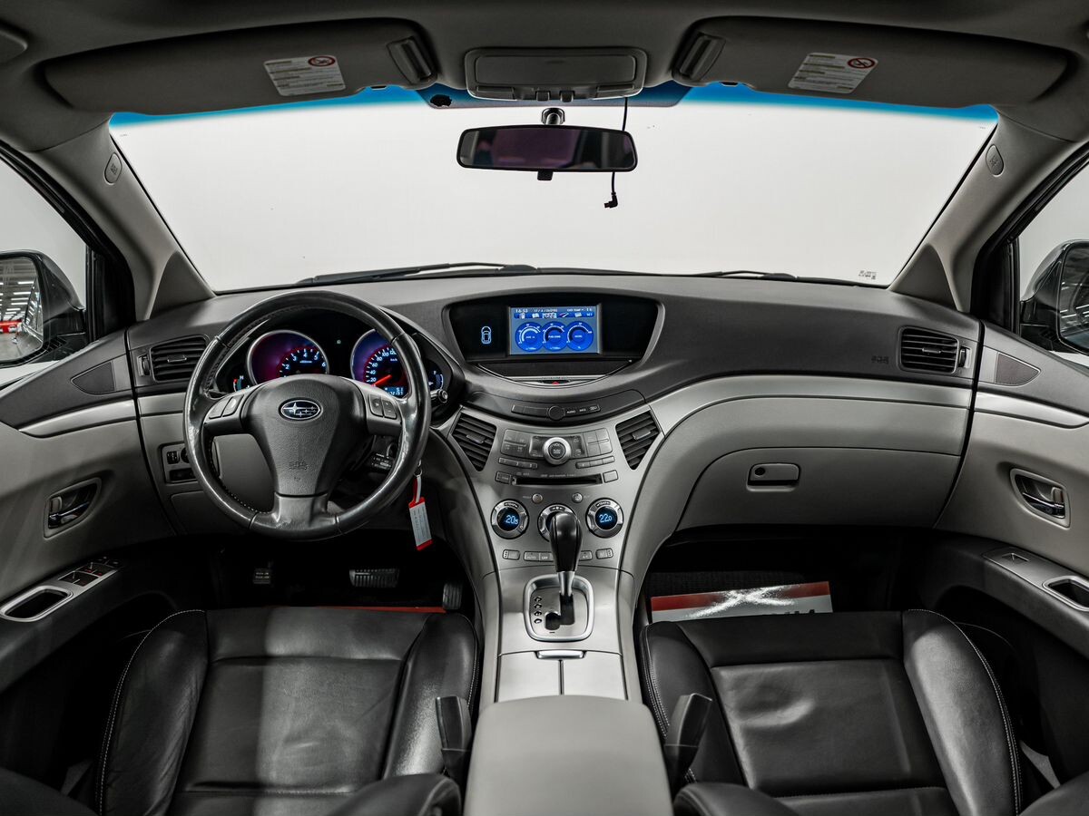 Subaru Tribeca 2011 - фото автомобиля