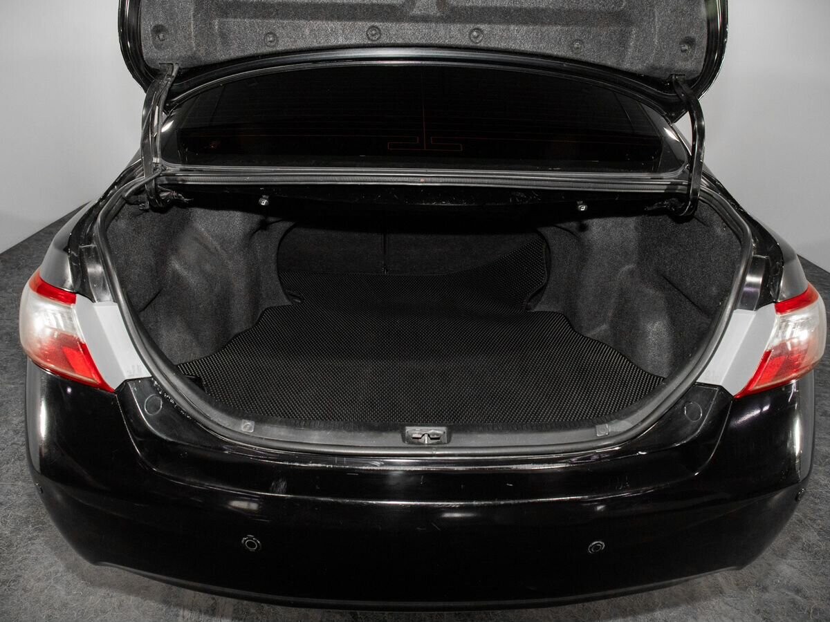 Toyota Camry 2006 - фото автомобиля