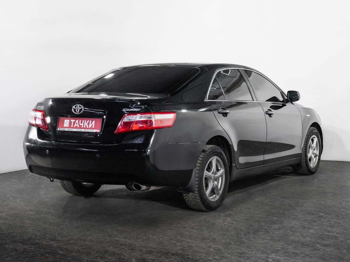 Toyota Camry 2006 - фото автомобиля