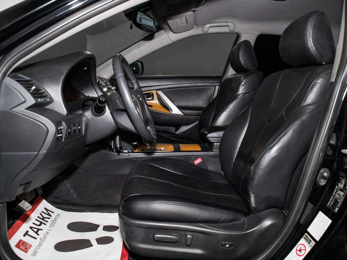 Toyota Camry 2006 - фото автомобиля