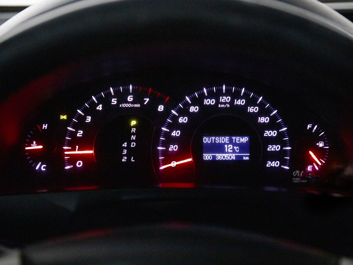 Toyota Camry 2006 - фото автомобиля