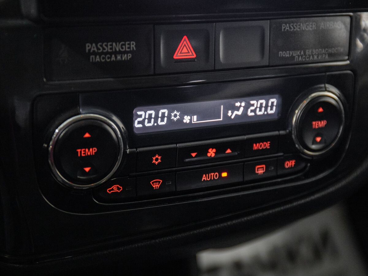 Mitsubishi Outlander 2013 - фото автомобиля