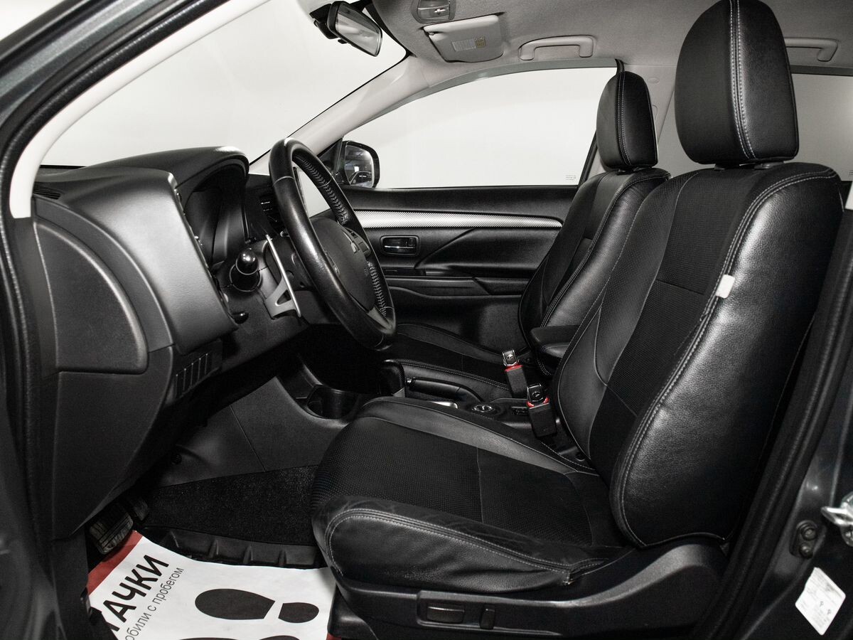 Mitsubishi Outlander 2013 - фото автомобиля