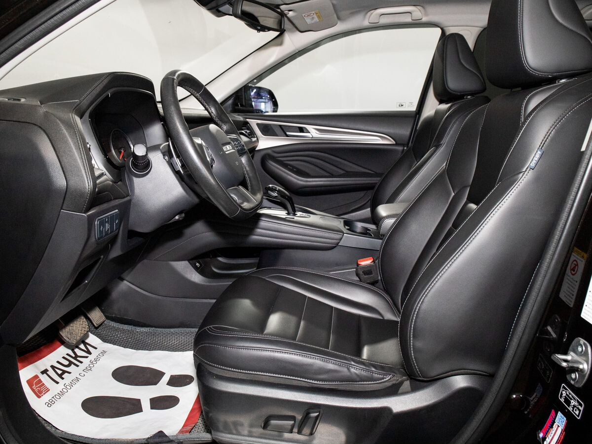 Haval F7 2019 - фото автомобиля