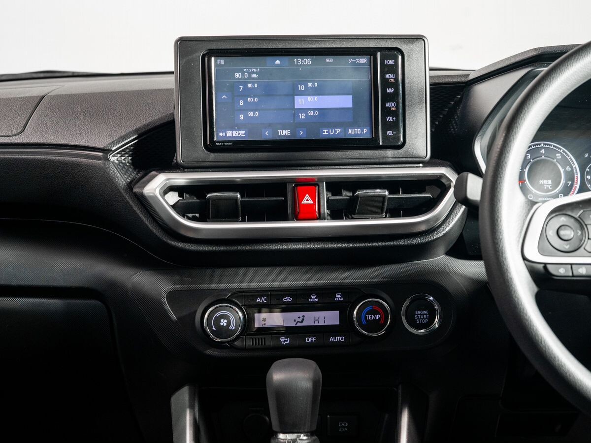 Toyota Raize 2021 - фото автомобиля