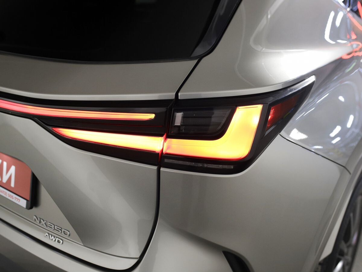 Lexus NX350 2022 - фото автомобиля
