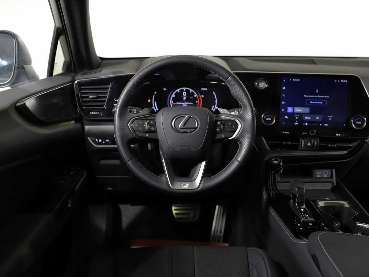 Lexus NX350 2022 - фото автомобиля