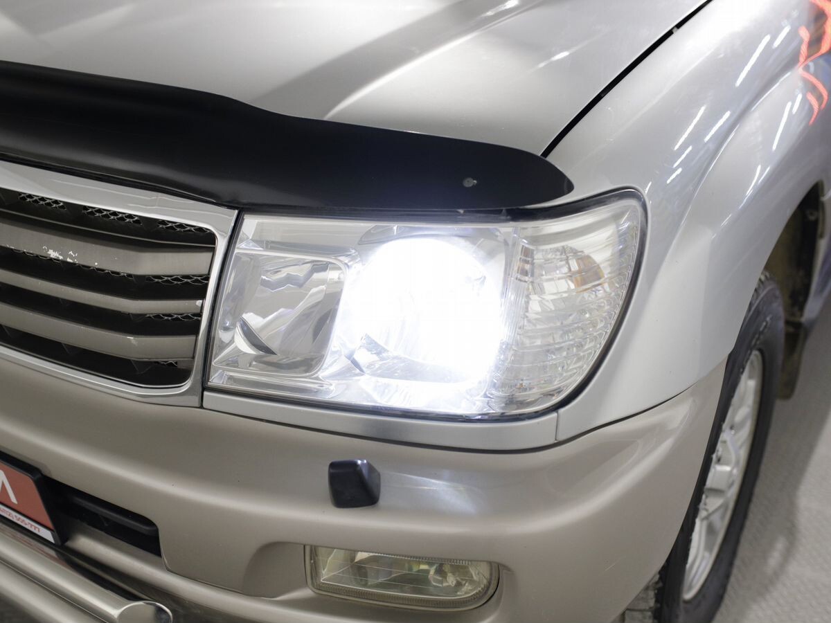 Toyota Land Cruiser 2005 - фото автомобиля