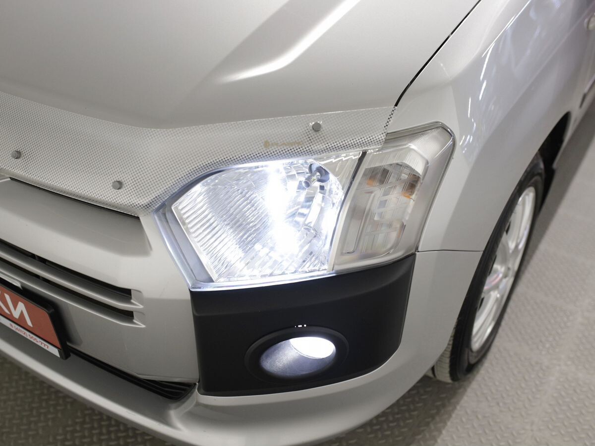 Toyota Succeed 2020 - фото автомобиля