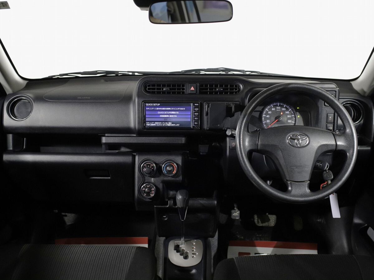 Toyota Succeed 2020 - фото автомобиля