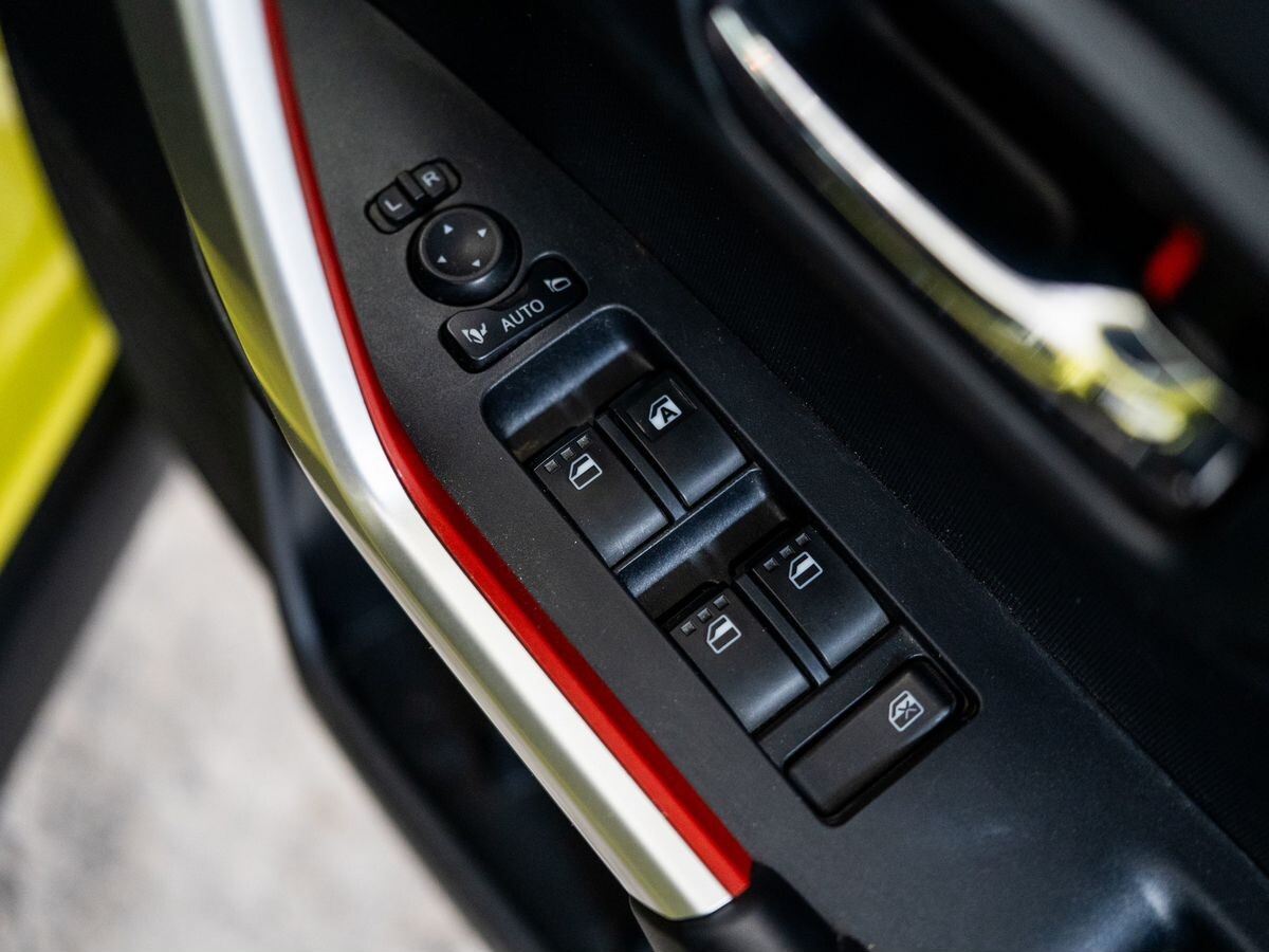 Toyota Raize 2019 - фото автомобиля