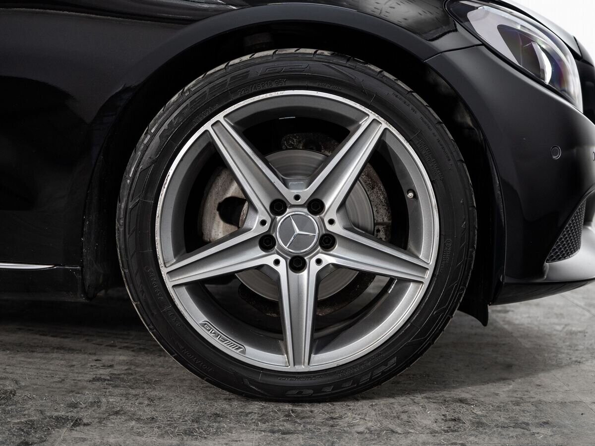 Mercedes-Benz C-Class 2016 - фото автомобиля