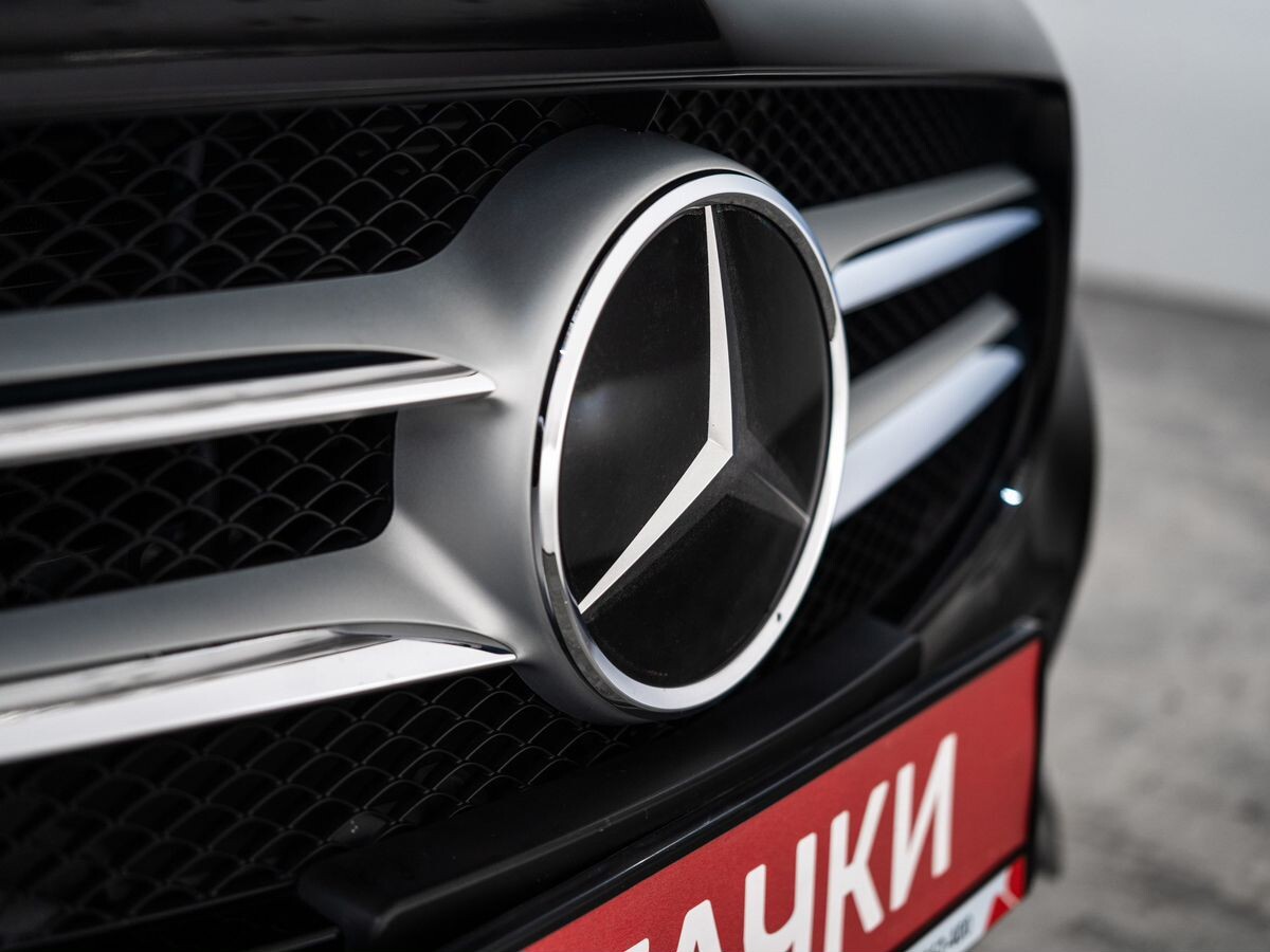 Mercedes-Benz C-Class 2016 - фото автомобиля