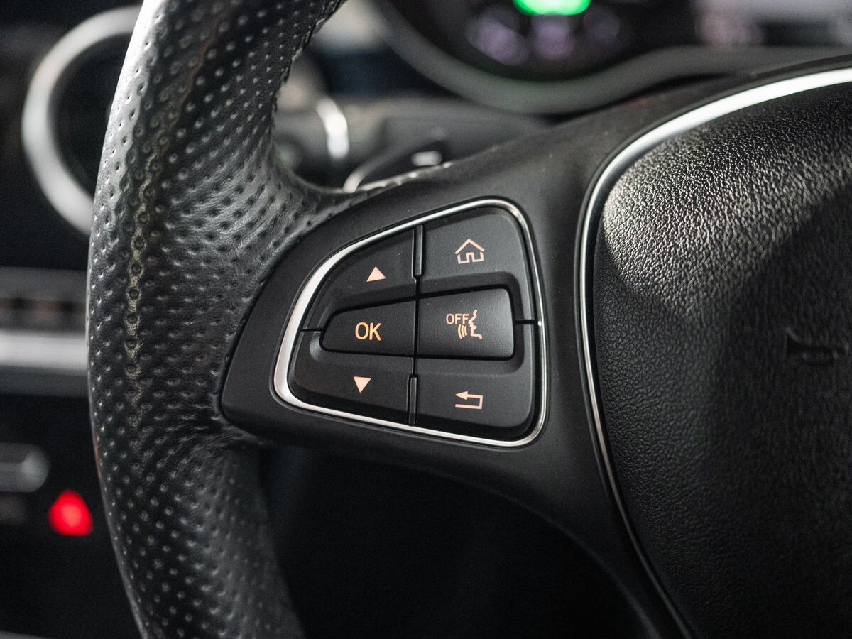 Mercedes-Benz C-Class 2016 - фото автомобиля