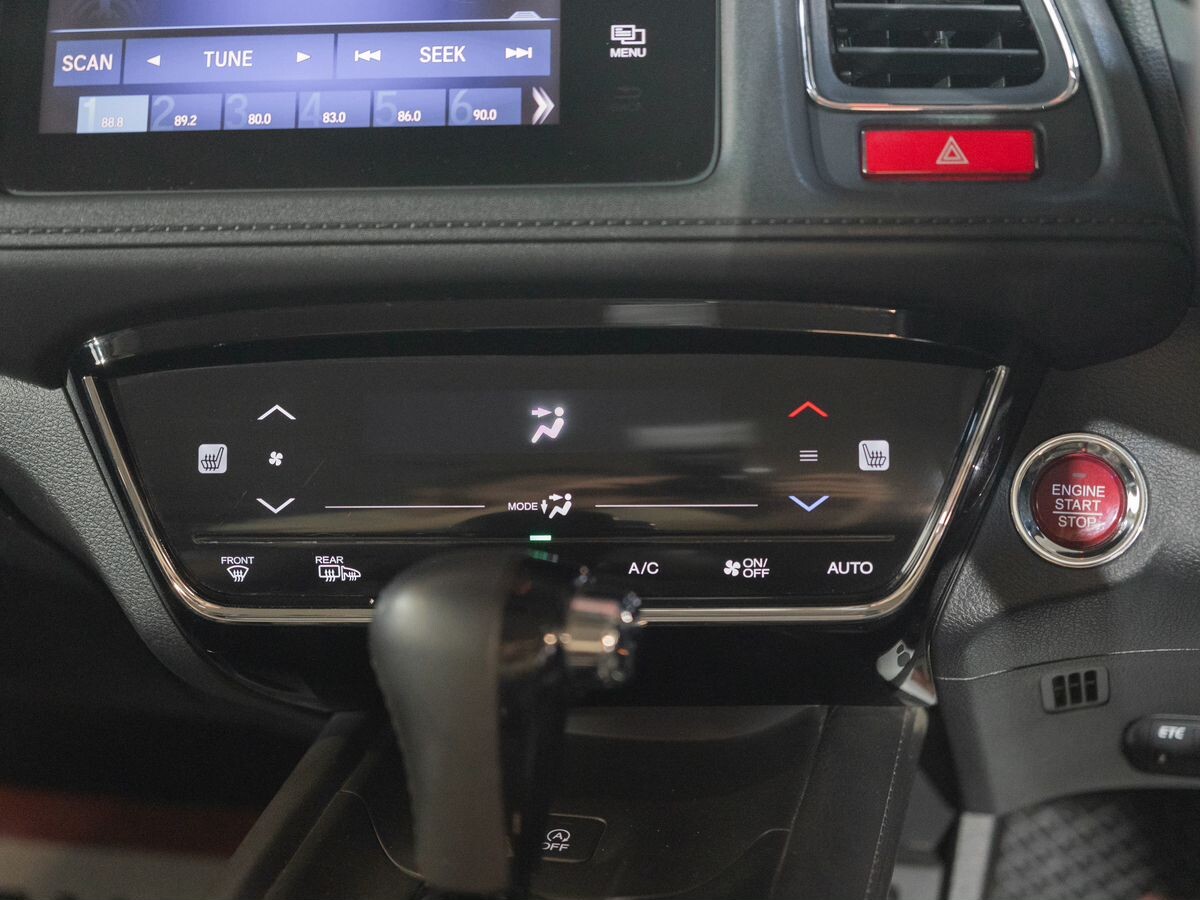 Honda Vezel 2014 - фото автомобиля