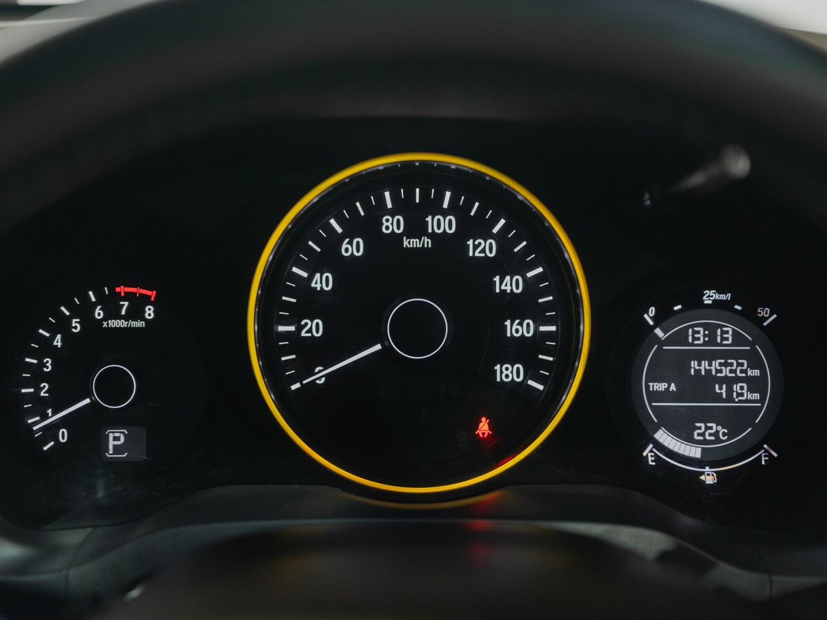 Honda Vezel 2014 - фото автомобиля