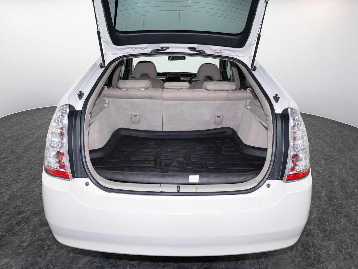 Toyota Prius 2008 - фото автомобиля