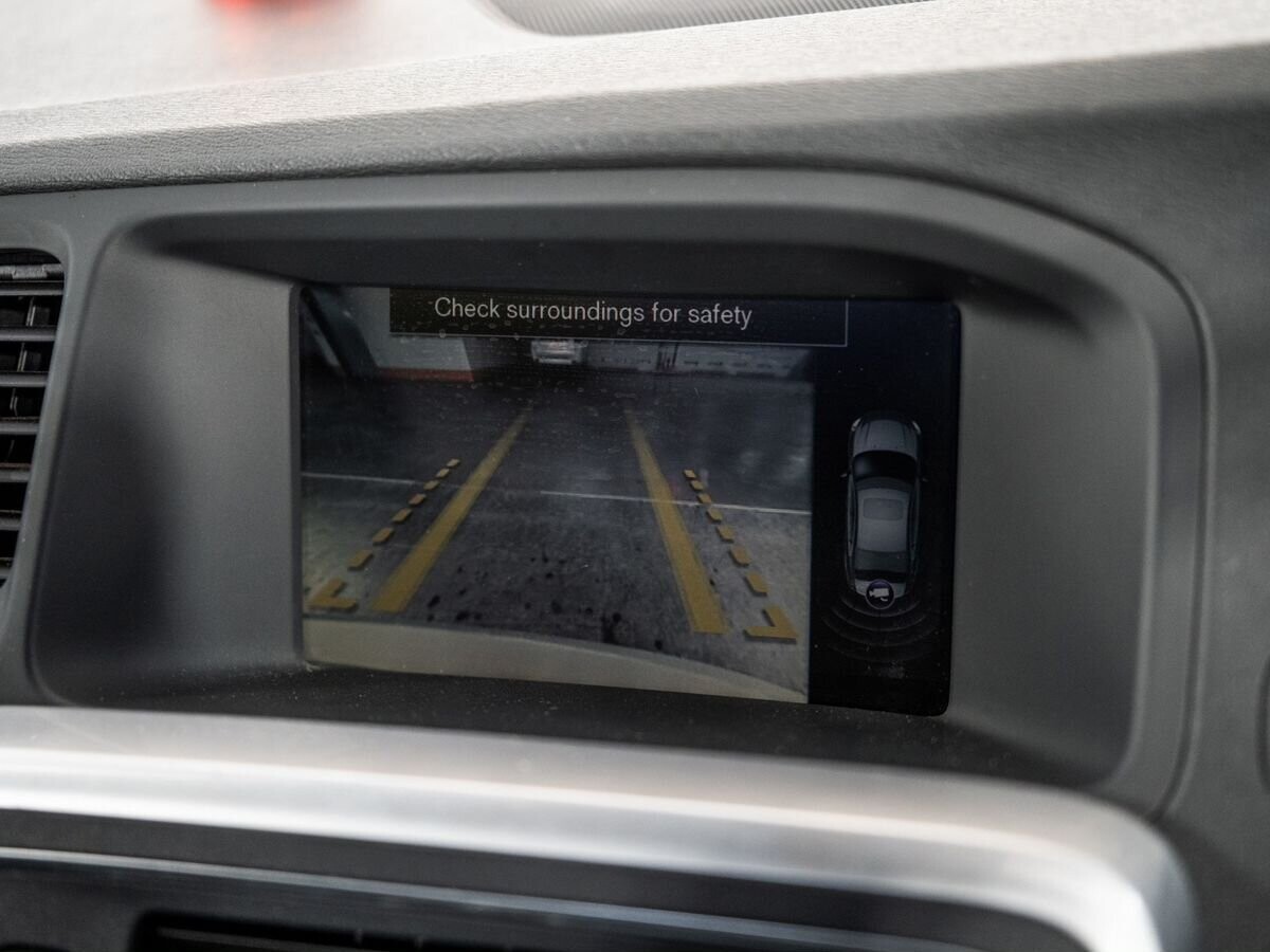 Volvo S60 2012 - фото автомобиля