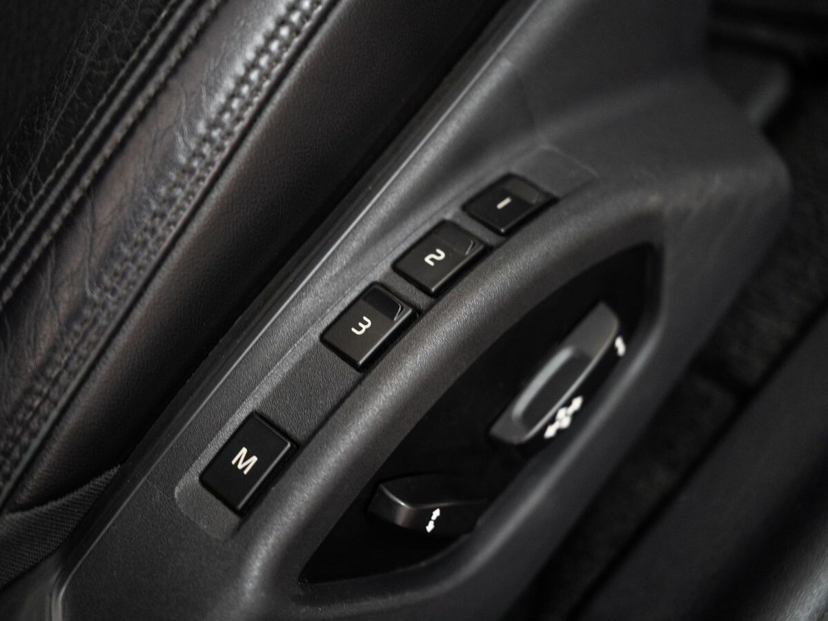 Volvo S60 2012 - фото автомобиля