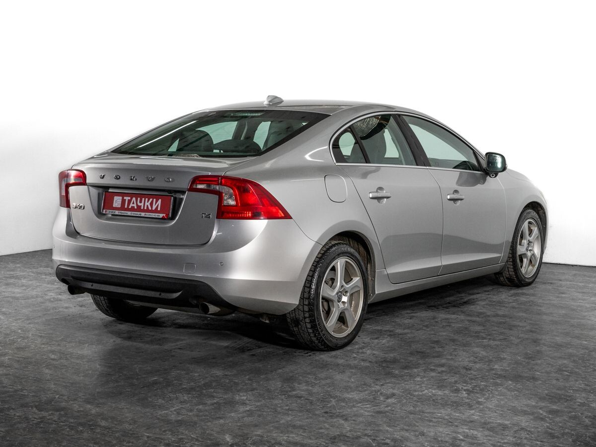 Volvo S60 2012 - фото автомобиля