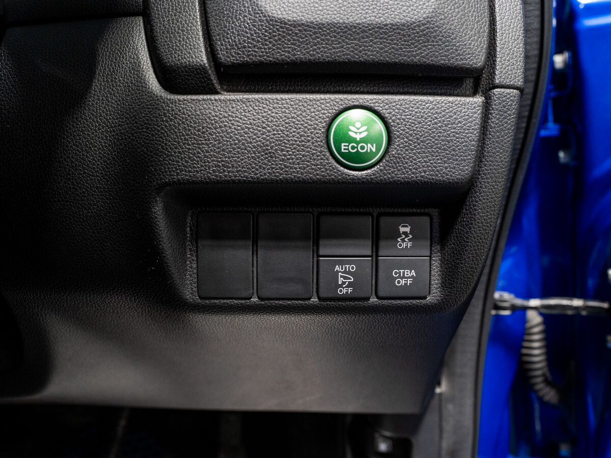 Honda Fit 2015 - фото автомобиля