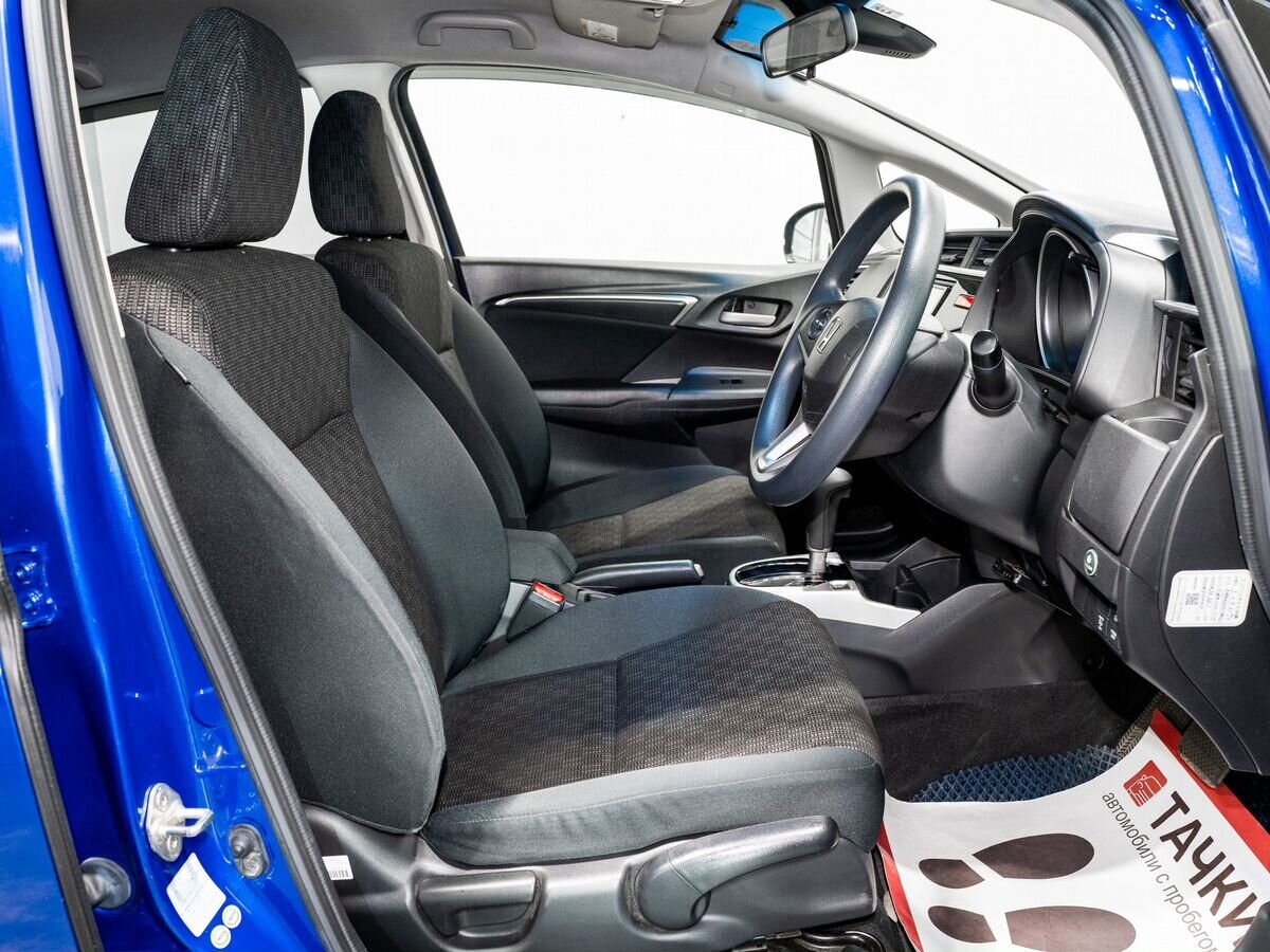 Honda Fit 2015 - фото автомобиля