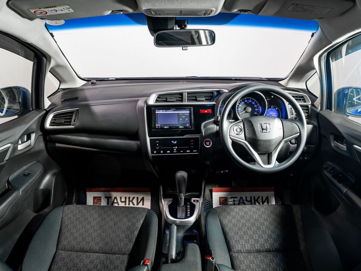 Honda Fit 2015 - фото автомобиля
