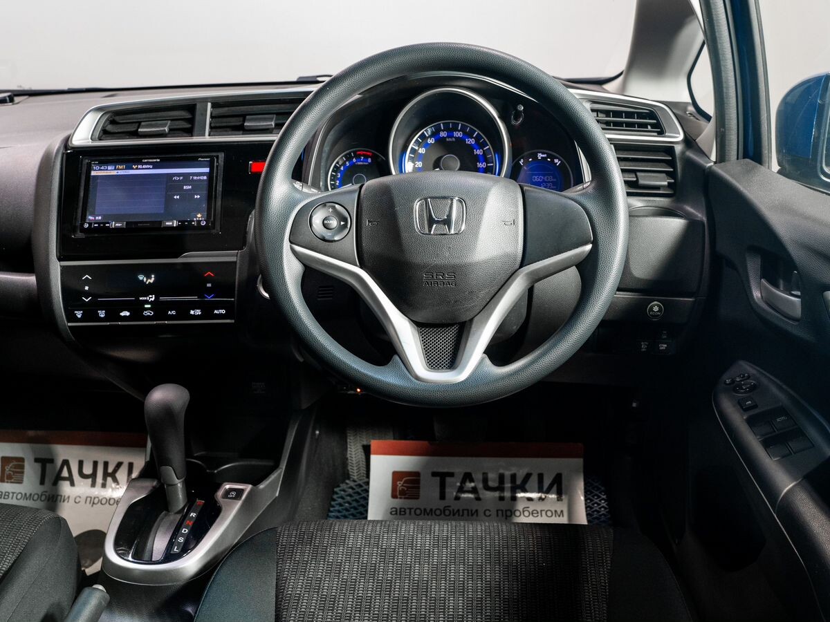 Honda Fit 2015 - фото автомобиля