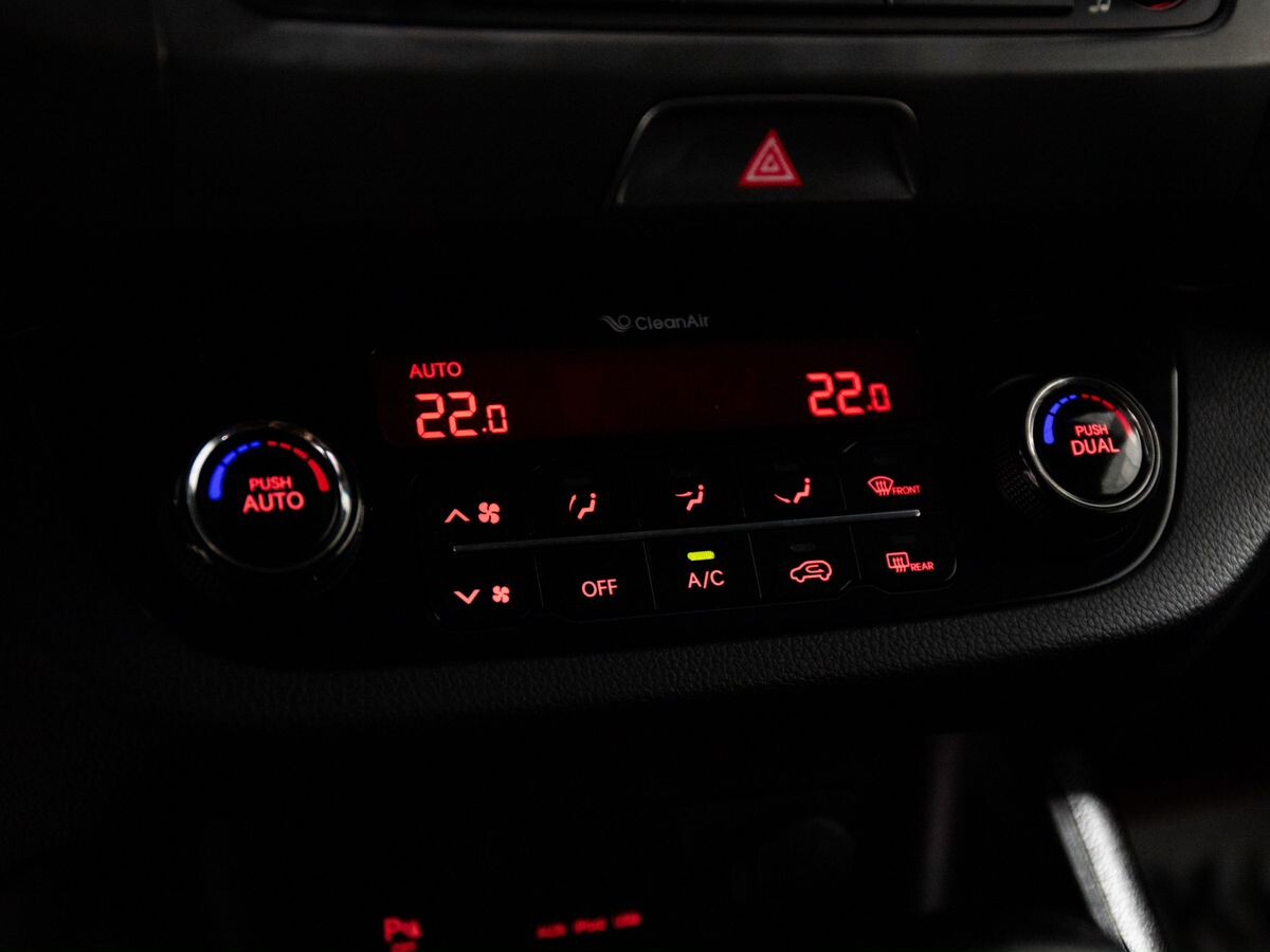 Kia Sportage 2013 - фото автомобиля