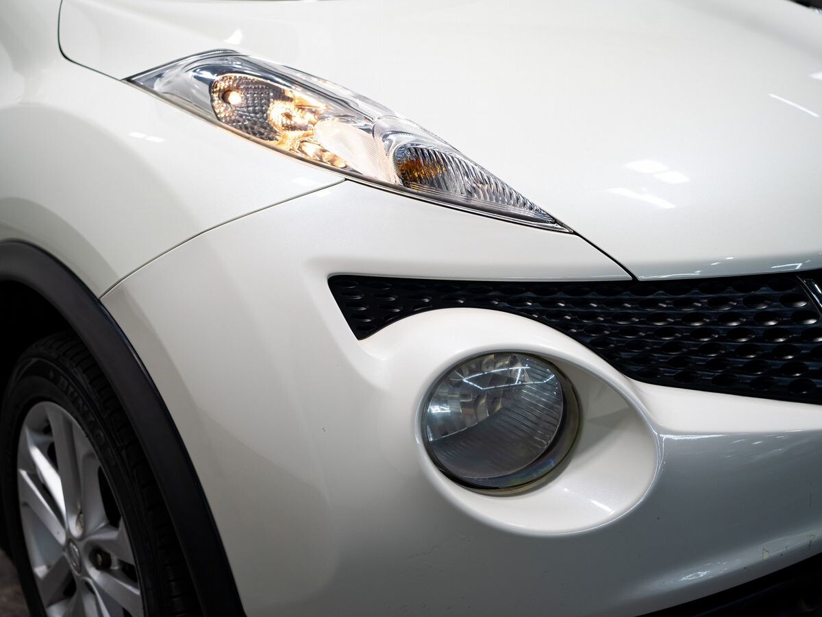Nissan Juke 2011 - фото автомобиля