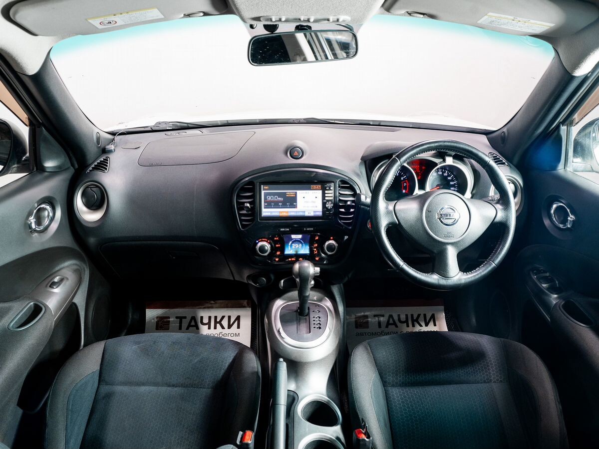 Nissan Juke 2011 - фото автомобиля