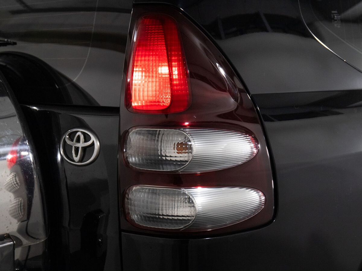 Toyota Land Cruiser Prado 2006 - фото автомобиля