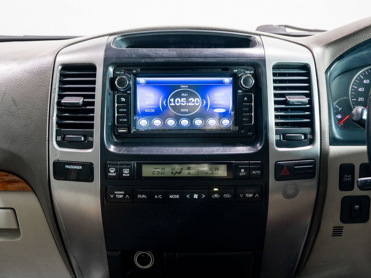 Toyota Land Cruiser Prado 2005 - фото автомобиля