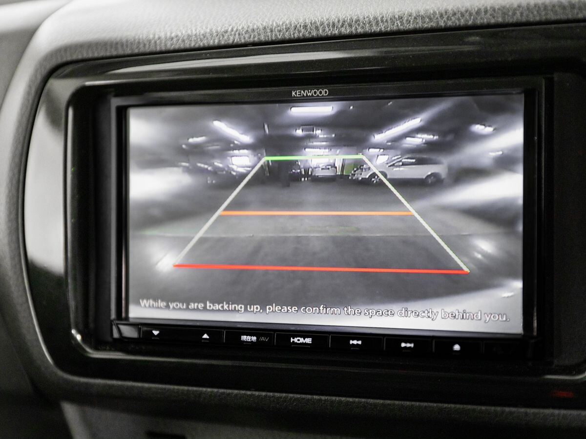 Toyota Vitz 2019 - фото автомобиля