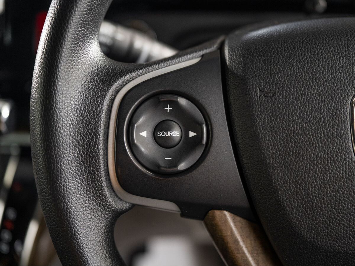 Honda Stepwgn 2015 - фото автомобиля