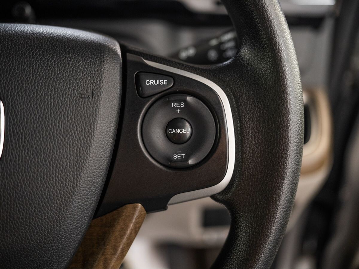 Honda Stepwgn 2015 - фото автомобиля