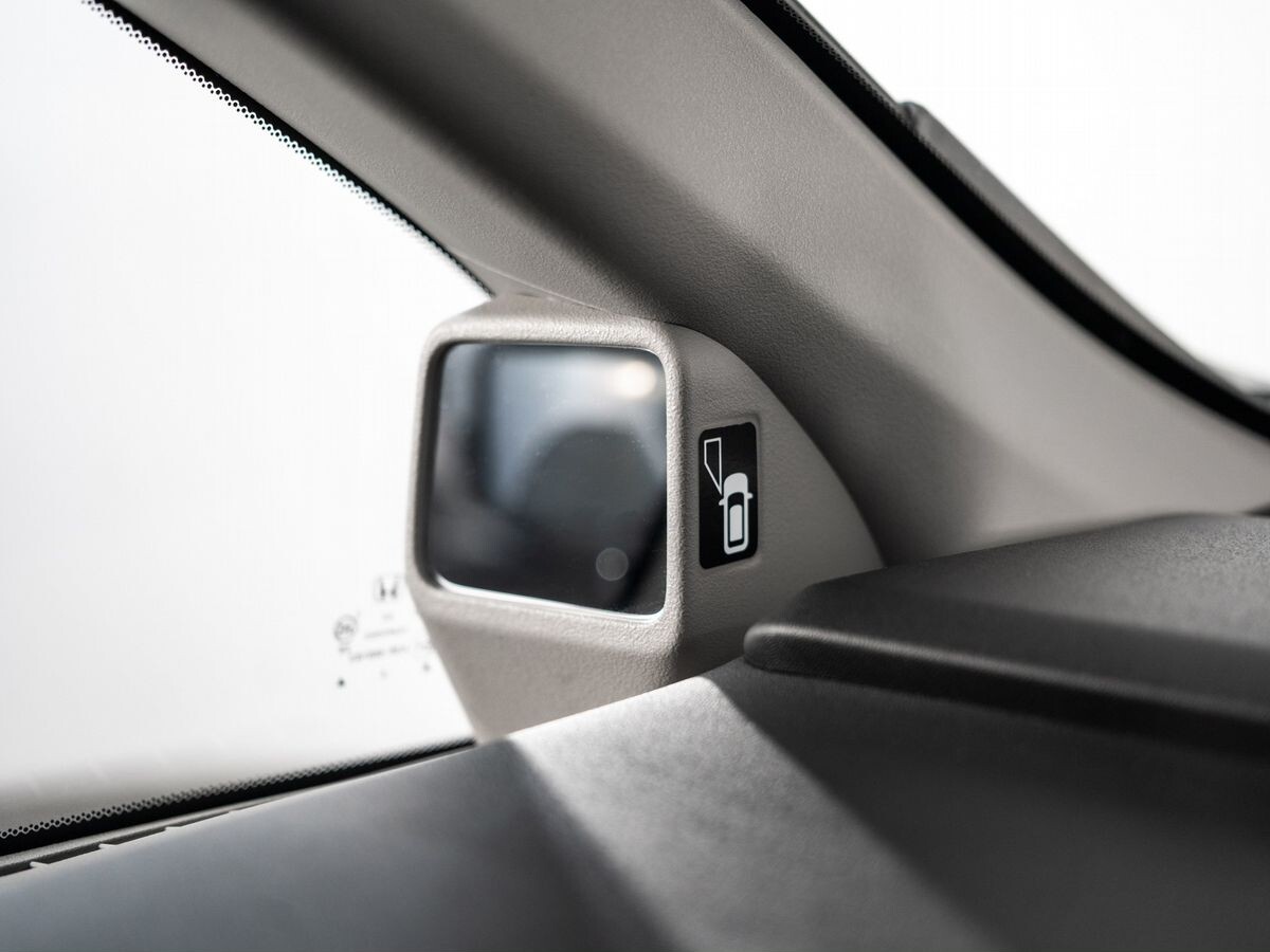 Honda Stepwgn 2015 - фото автомобиля