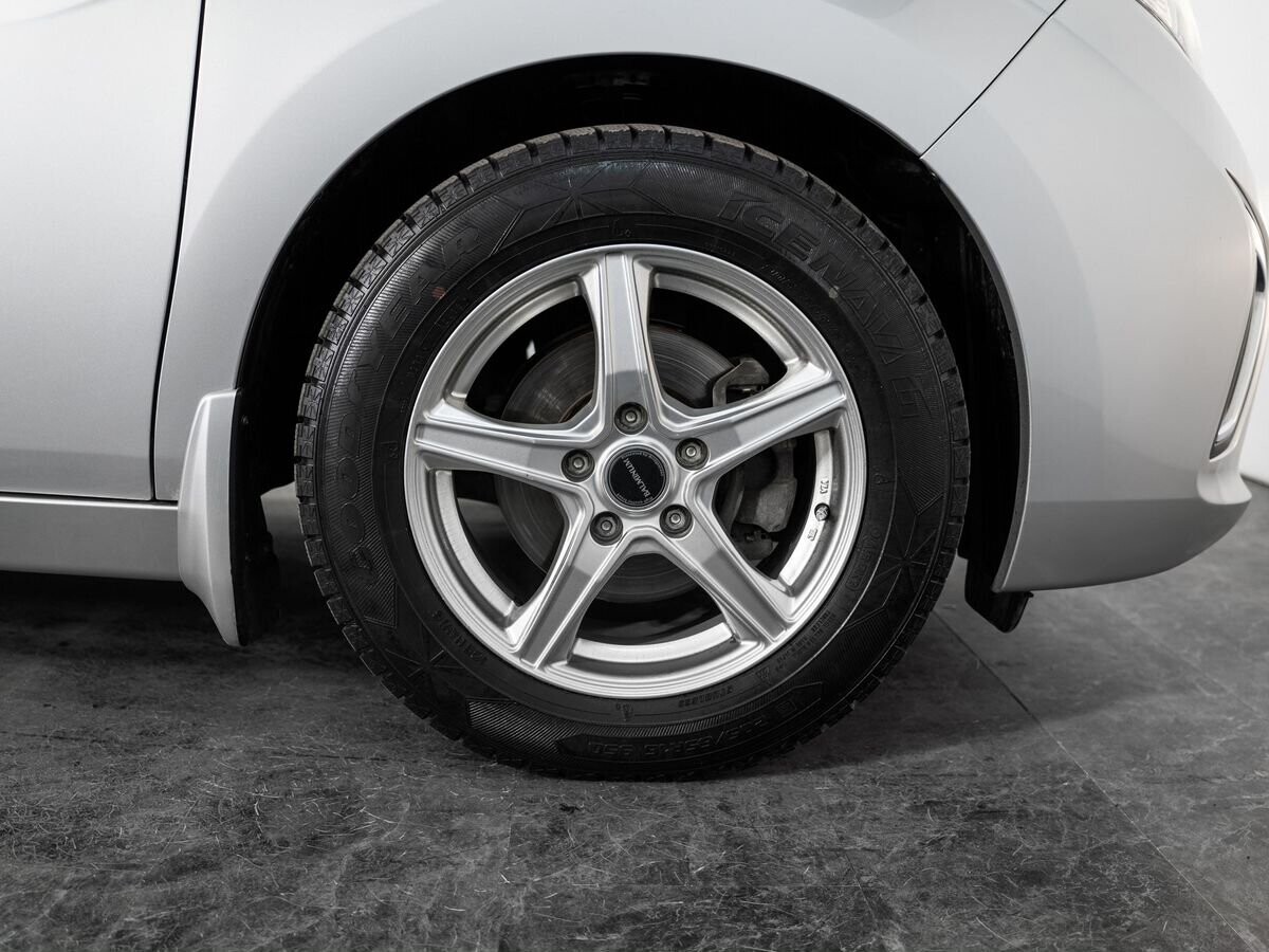 Honda Stepwgn 2015 - фото автомобиля